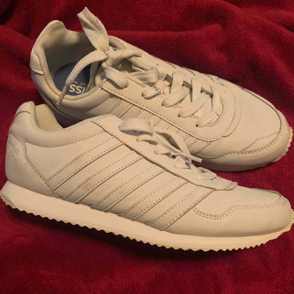 K Swiss white Sz 6 like new only worn a few times